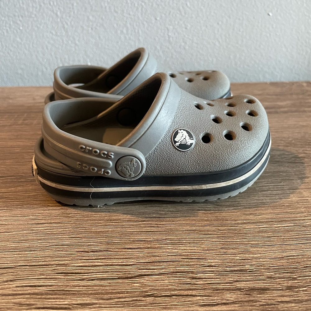 Crocs unisex Crocband clogs - toddler 5